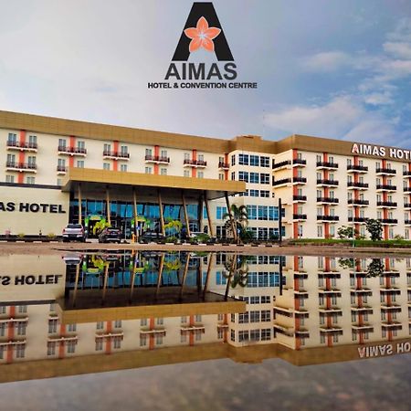Aimas Hotel And Convention Centre Sorong Buitenkant foto