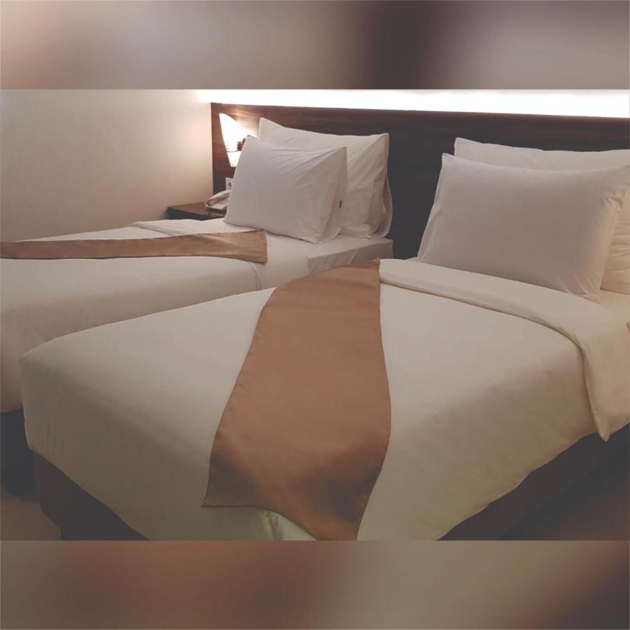 Aimas Hotel And Convention Centre Sorong Buitenkant foto